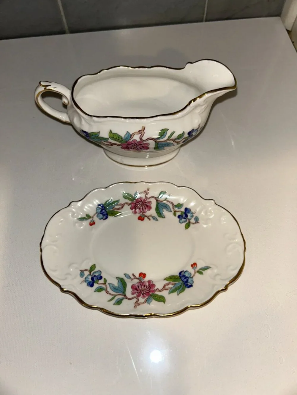 Aynsley Pembroke Creamer & Underplate, reproduction, English Fine Bone China
